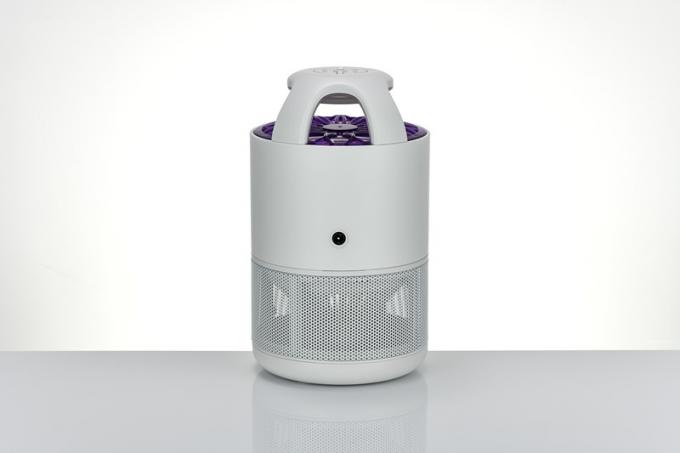 Control de mosquitos en interiores hecho fácil lámpara eléctrica UV 395 ligera para matar mosquitos con succión fuerte y almohadillas pegajosas 4
