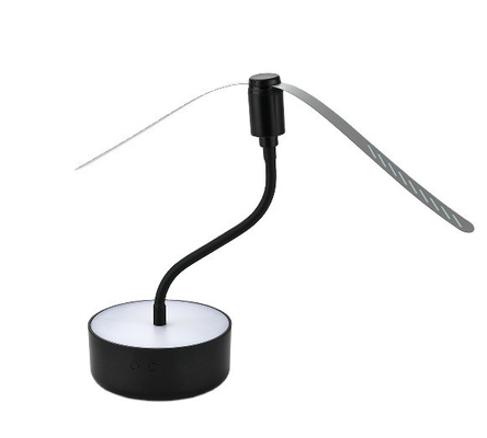 Un buen precio. 3.7V Voltado Portable Repelente de moscas de mesa ventilador Mantenga alejadas las moscas Cuchillas suaves Fiestas de barbacoa en línea