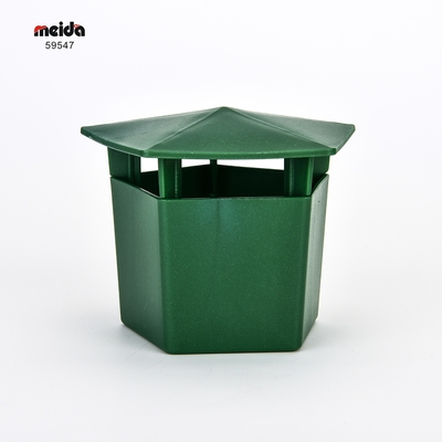 Un buen precio. 93g de trampa de caracol de plástico para la seguridad al aire libre y protección del jardín en línea