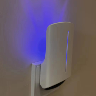 Un buen precio. Diseño personalizado UV 365 UV 395 Plug-In Mosquito Moths Gnats Glue Catcher Trapa de insectos voladores para áreas interiores y exteriores en línea